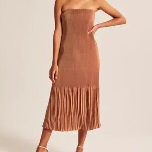 Nwt Giselle dress